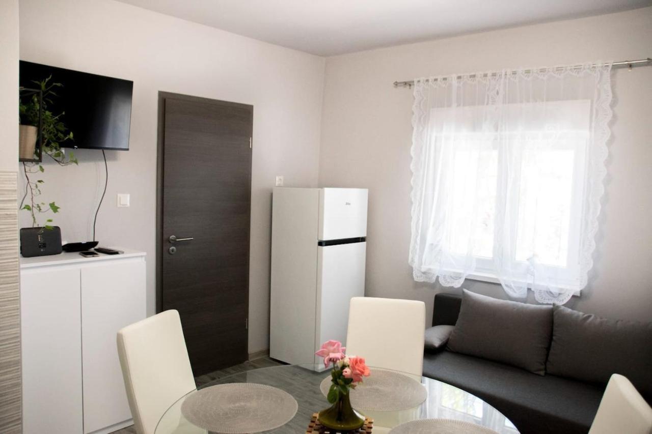 Apartment Bruna Solin Eksteriør billede